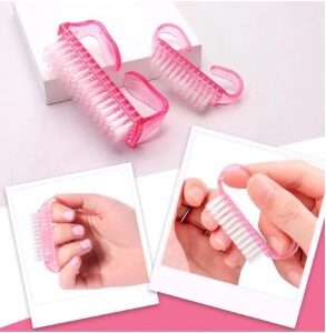 ESCOVA PARA UNHAS